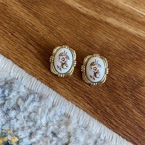 Vintage clip on earrings